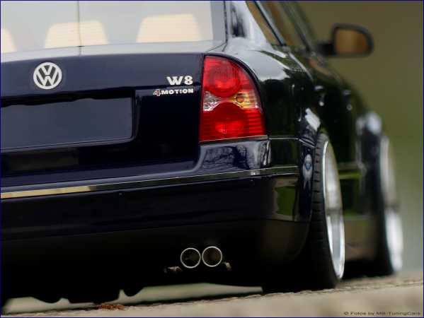 1:18 VW Passat B5 3BG W8 4 MOTION LIMO. + BBS Alu + Gravur Platte